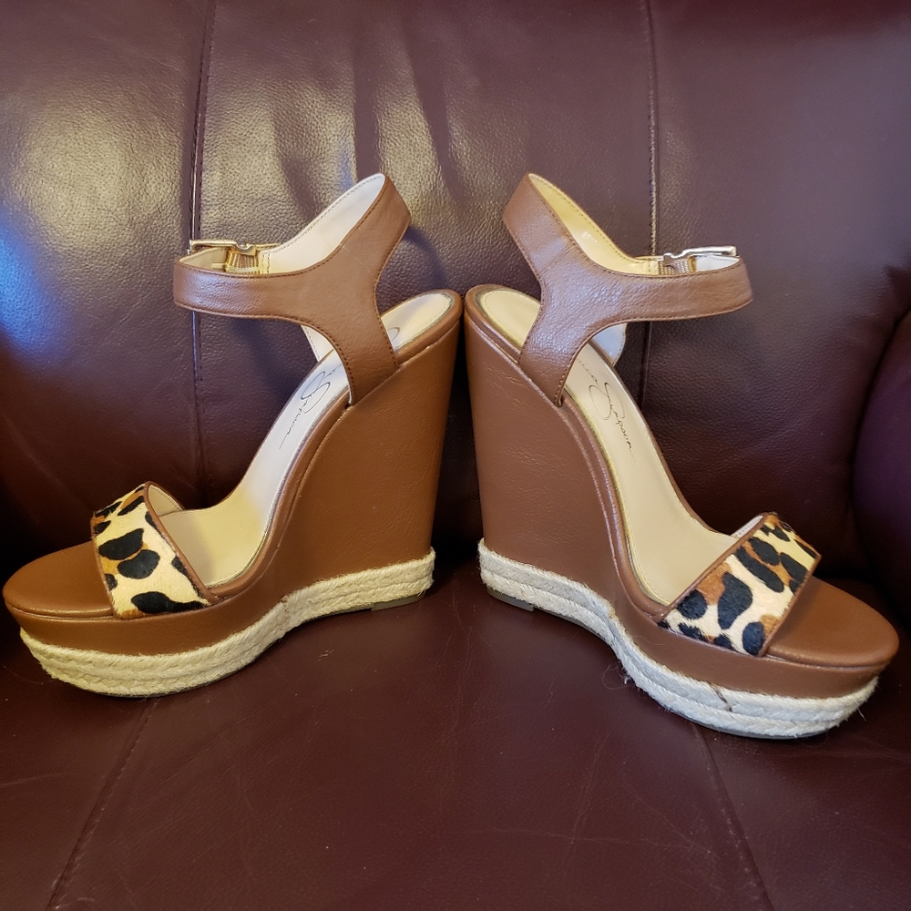 Jessica Simpson sandals - Picture 2 of 5